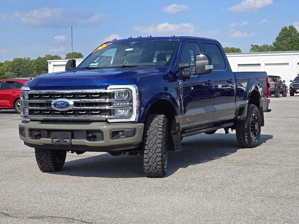 New 2026 Ford F250 4x4 Crew Cab Super Duty image 3