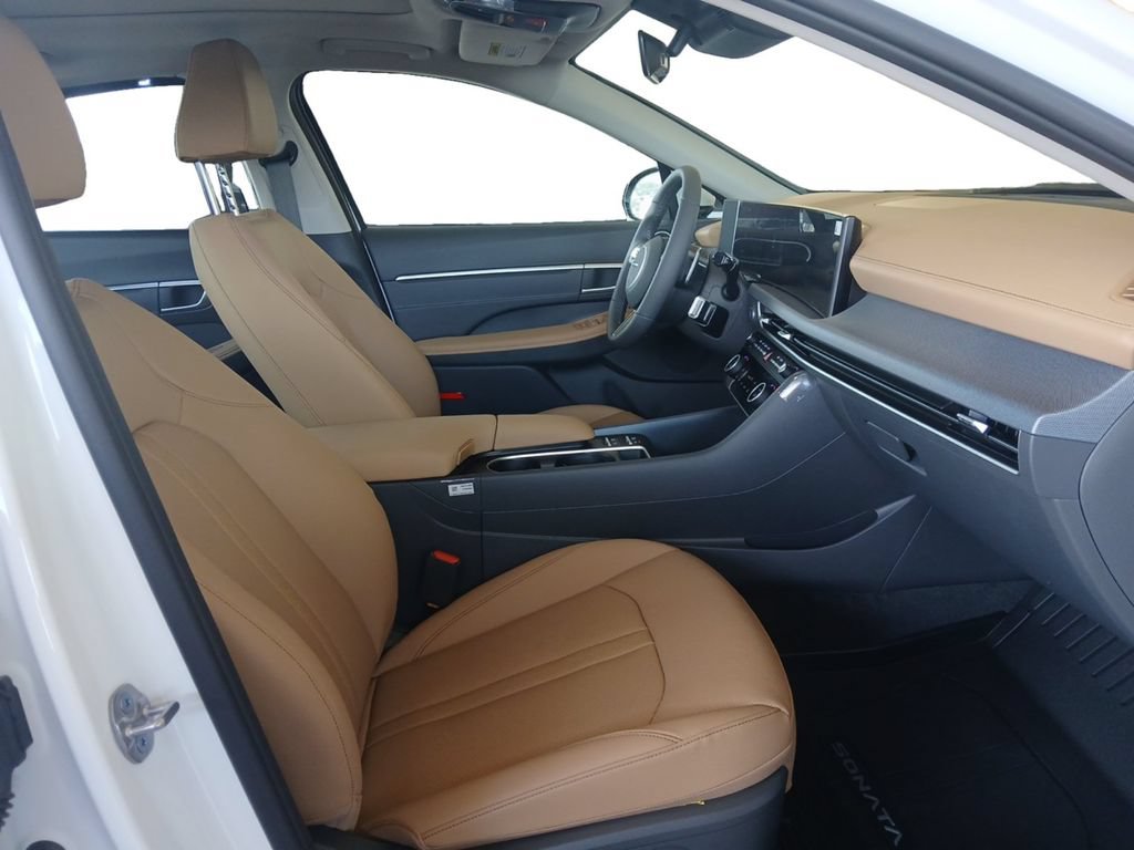 New 2026 Hyundai Sonata Limited FWD image 15