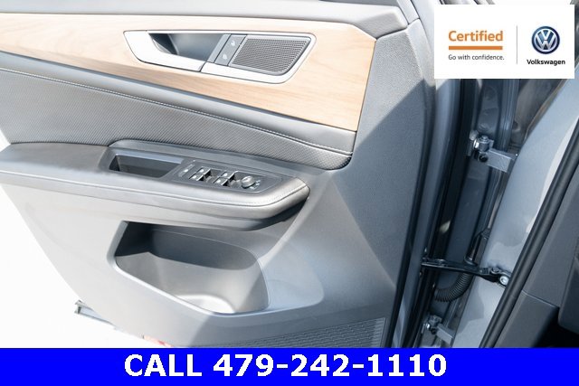 Certified 2024 Volkswagen Atlas SE image 25