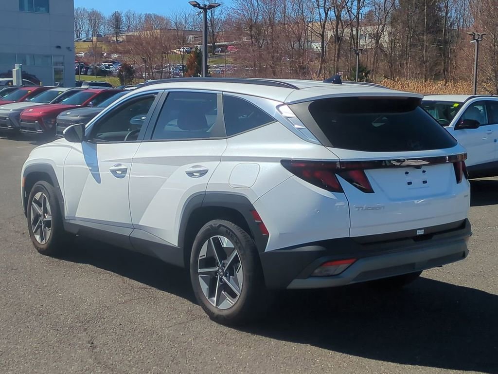Certified 2025 Hyundai Tucson SEL AWD/4WD image 5