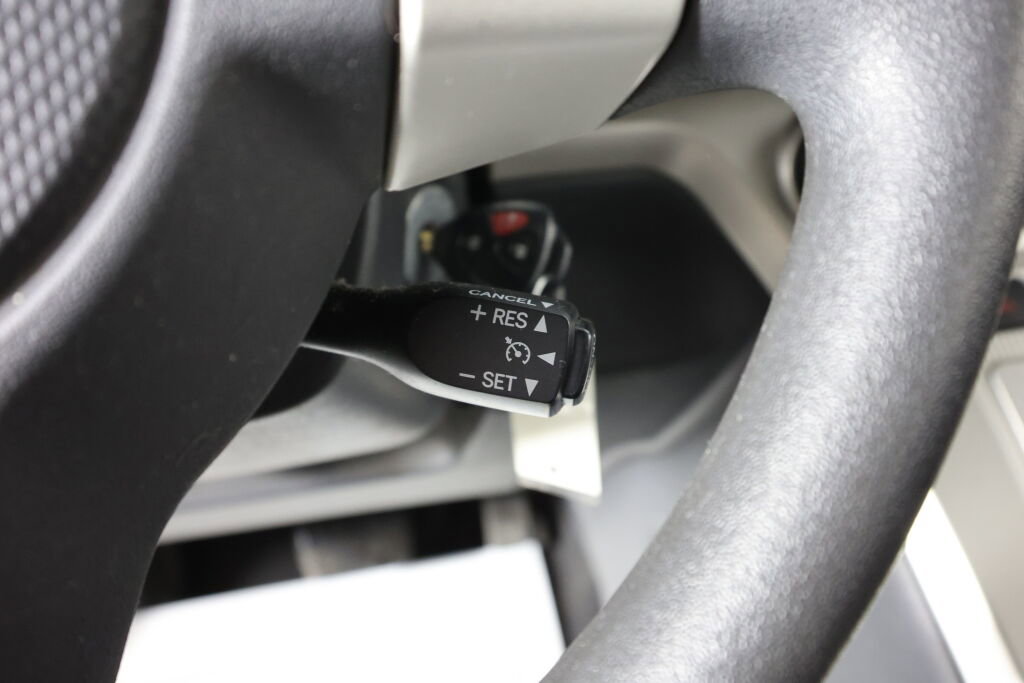 Used 2008 Scion xB image 33