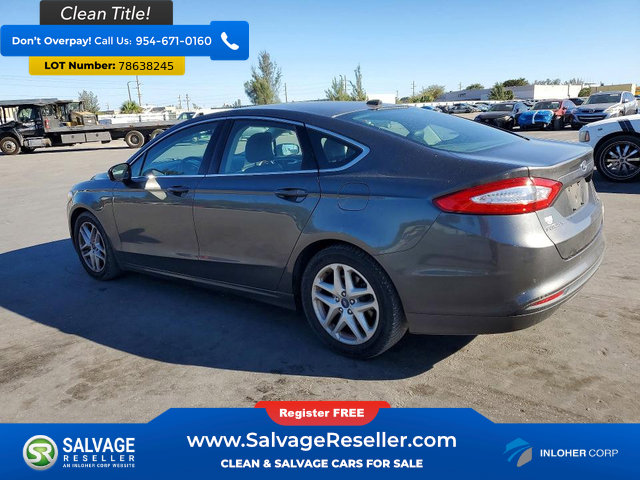 Used 2016 Ford Fusion SE w/ Equipment Group 202A image 3