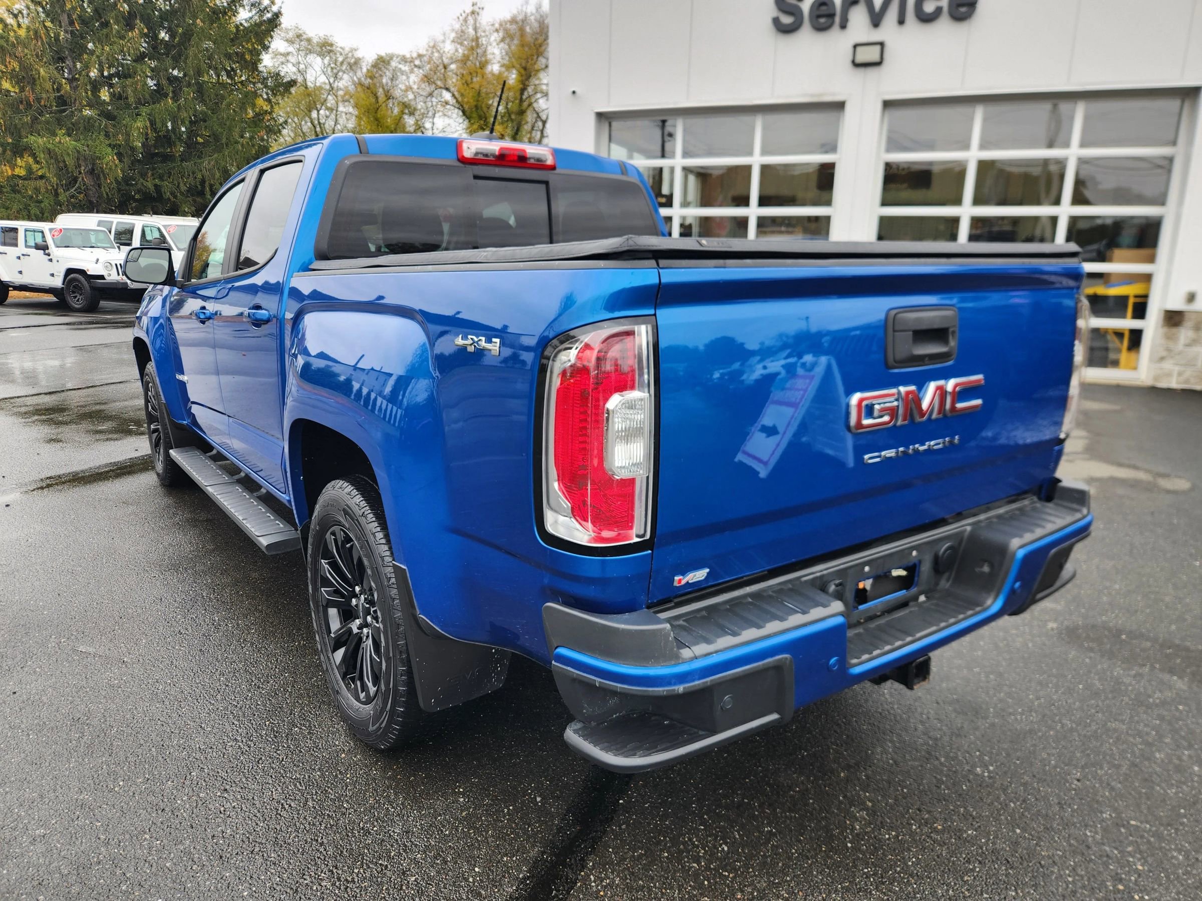 Used 2022 GMC Canyon Elevation w/ Elevation Premium Package image 12