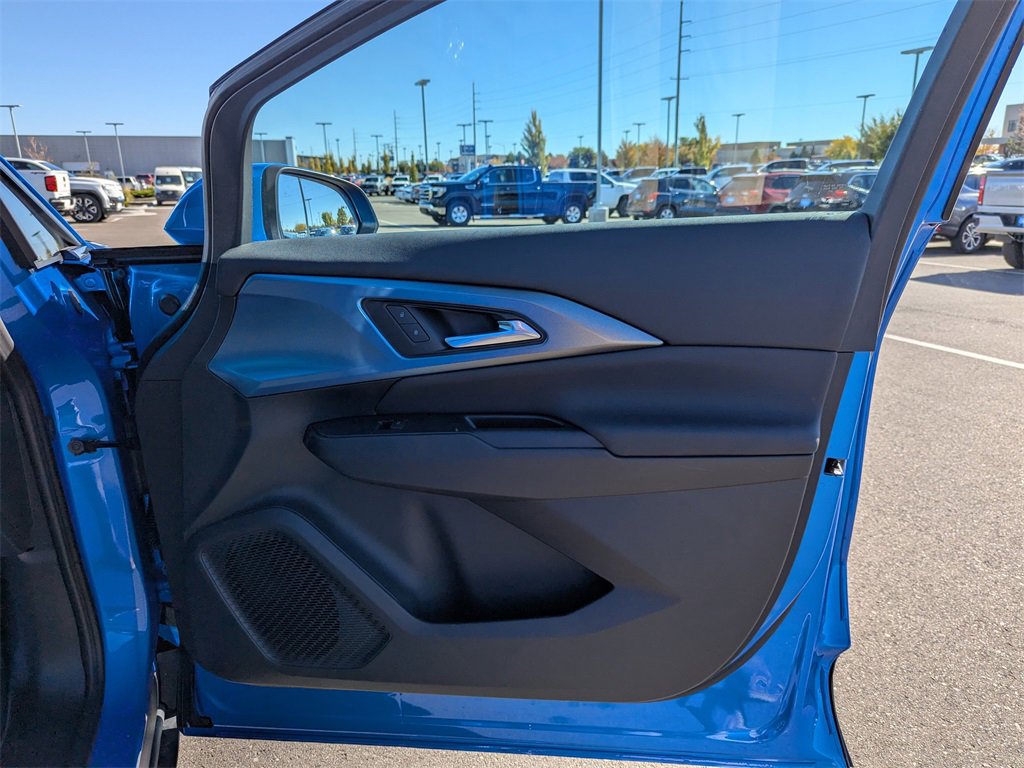 New 2026 Chevrolet Equinox EV LT image 41