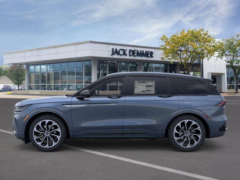 New 2026 Lincoln Nautilus Reserve image 3