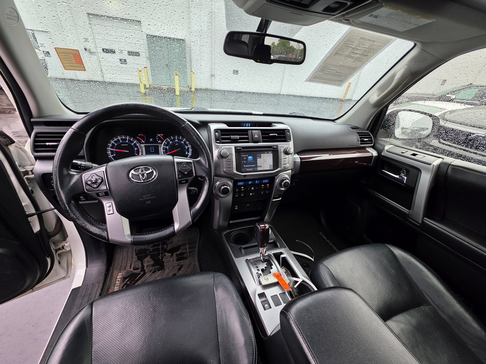 Used 2016 Toyota 4Runner Limited AWD/4WD image 12