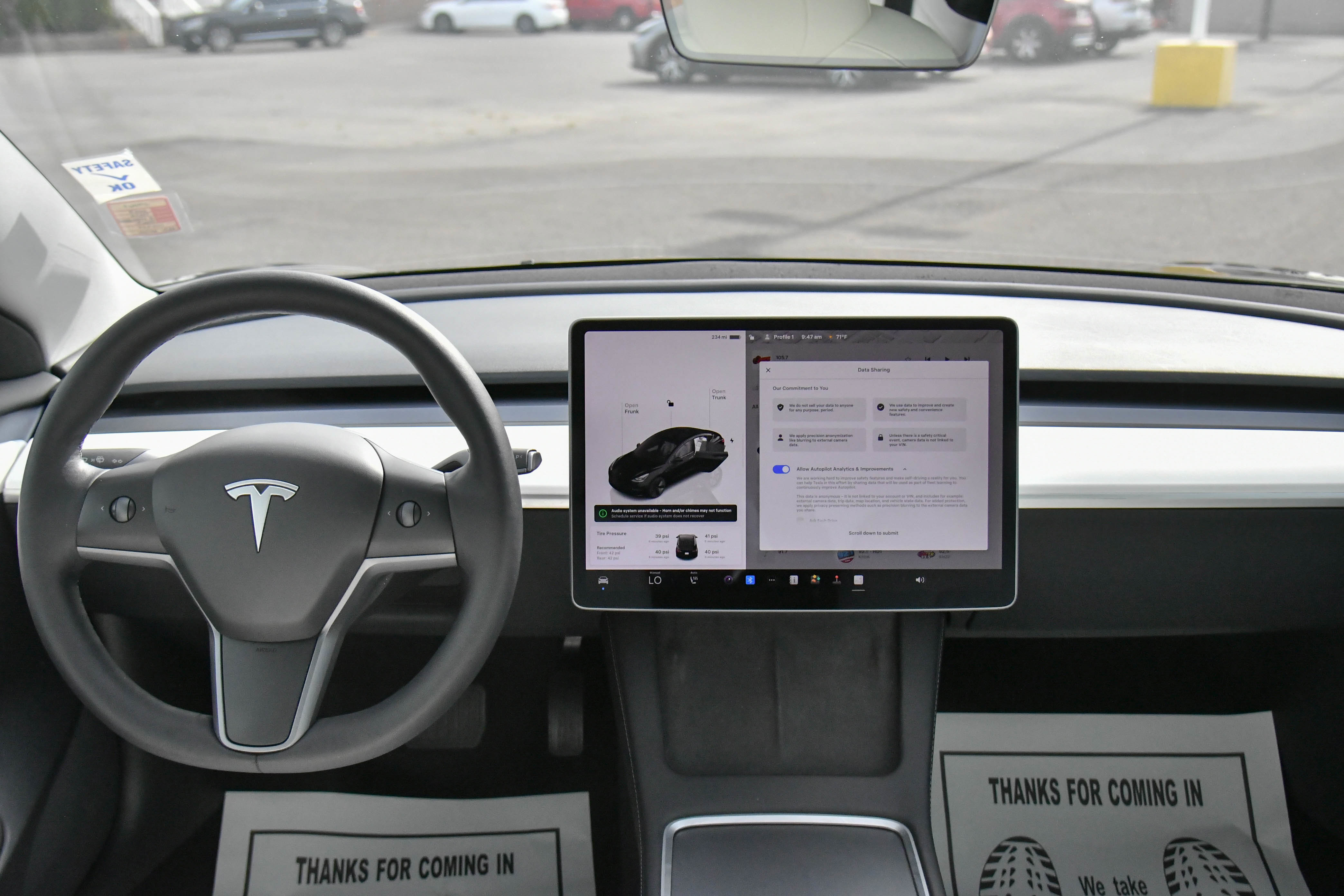Used 2023 Tesla Model 3 Standard Range image 34