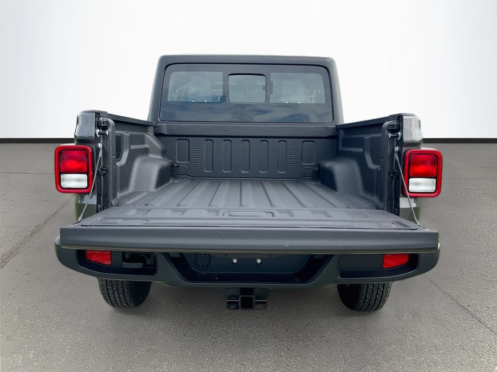 New 2026 Jeep Gladiator Sport AWD/4WD image 23