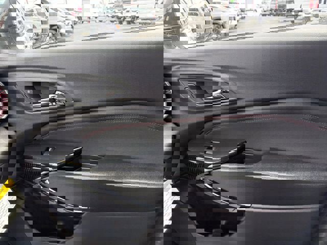 New 2026 Chevrolet Trax RS image 25