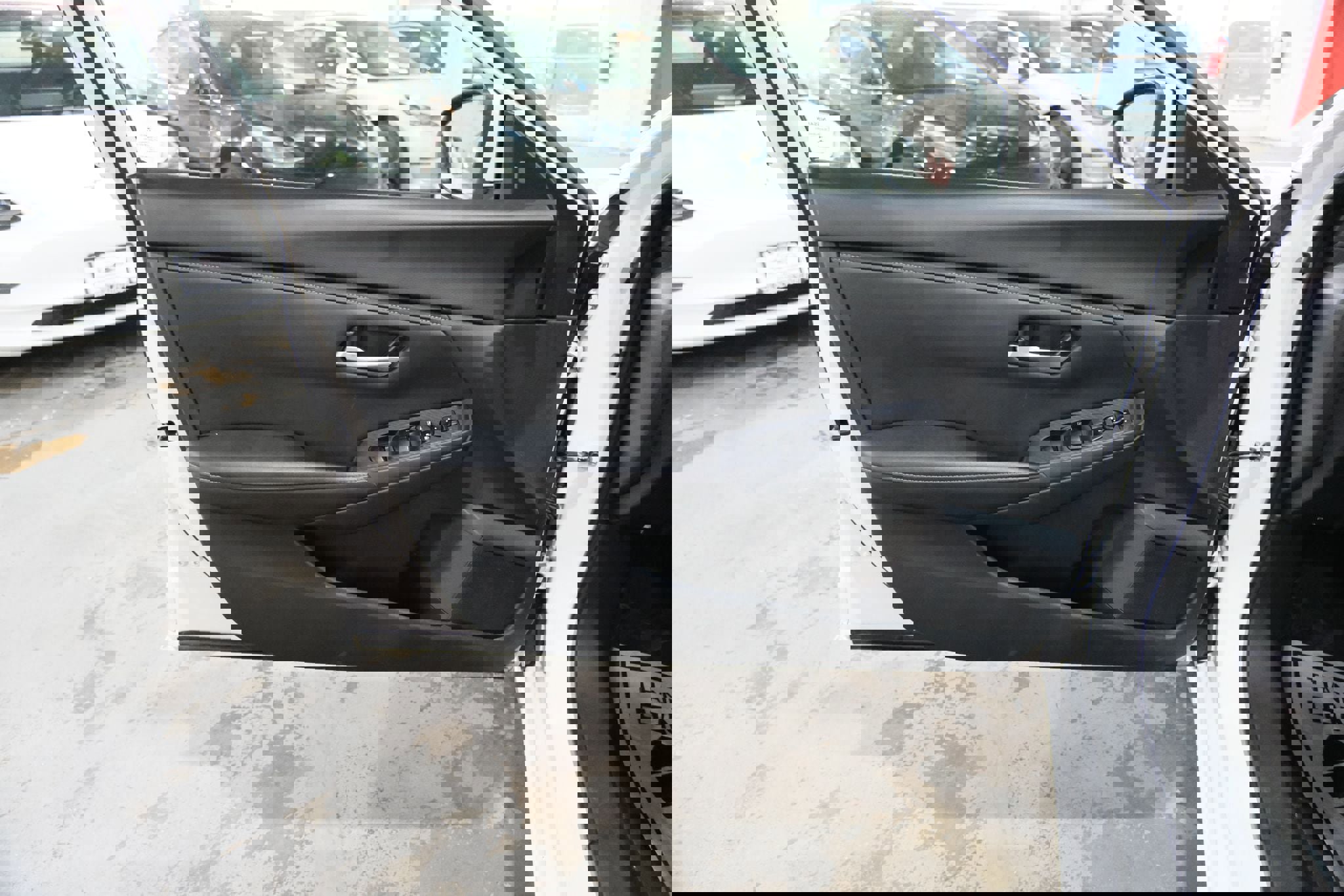 Used 2023 Nissan Sentra SV image 17