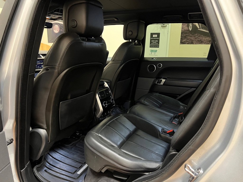 Used 2019 Land Rover Range Rover Sport HST AWD/4WD image 30