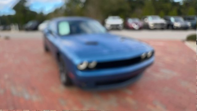Used 2022 Dodge Challenger SXT w/ Blacktop Package RWD image 5