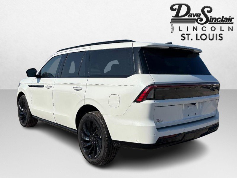 New 2025 Lincoln Navigator Reserve w/ Jet Appearance Package image 7