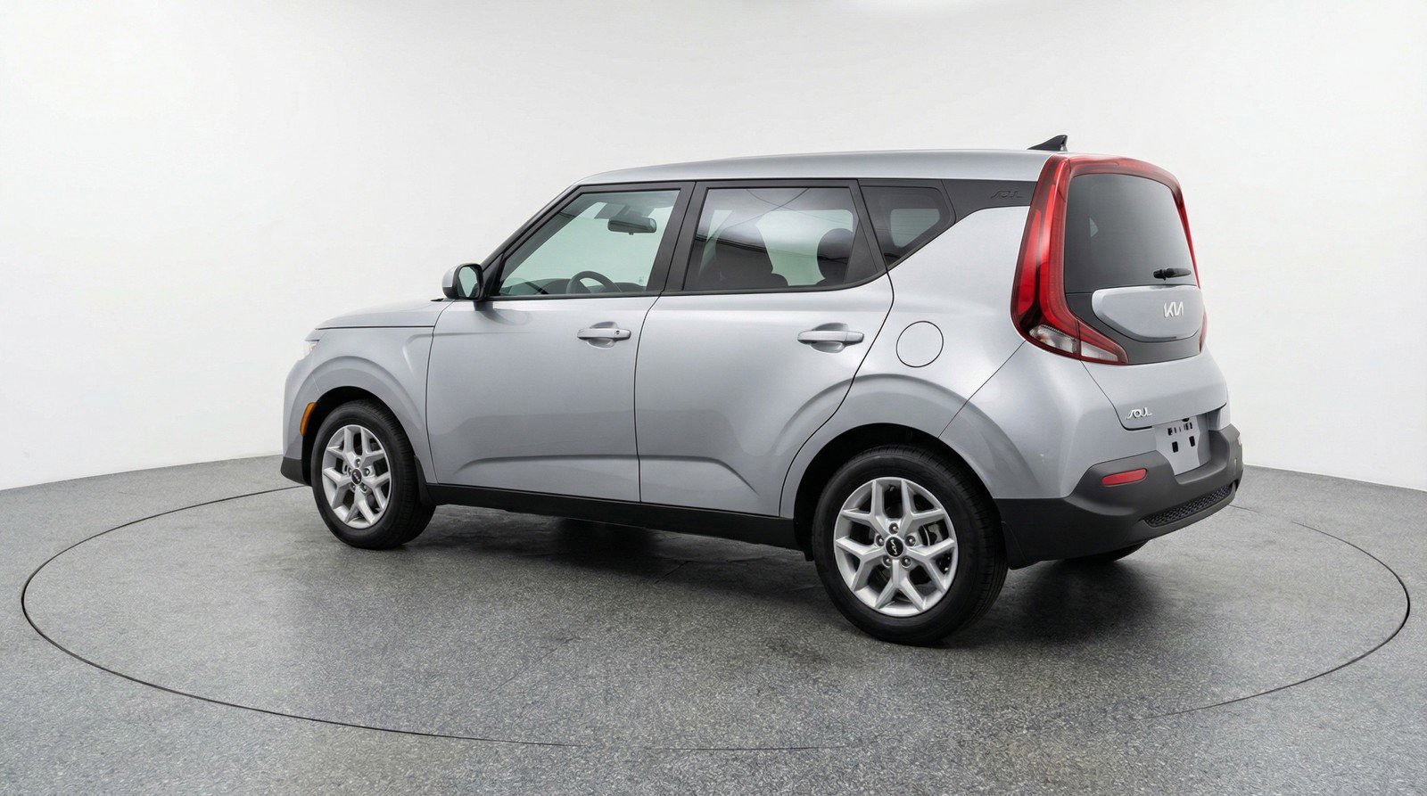 Used 2025 Kia Soul LX w/ LX Technology Package FWD image 6