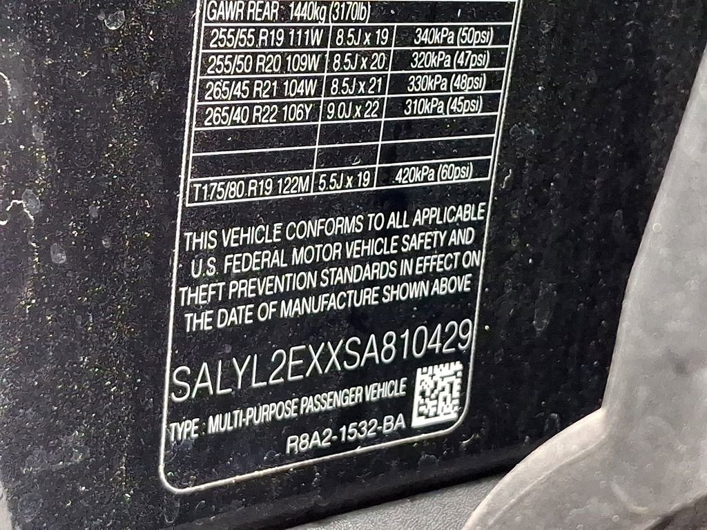 Used 2025 Land Rover Range Rover Velar Dynamic SE image 27