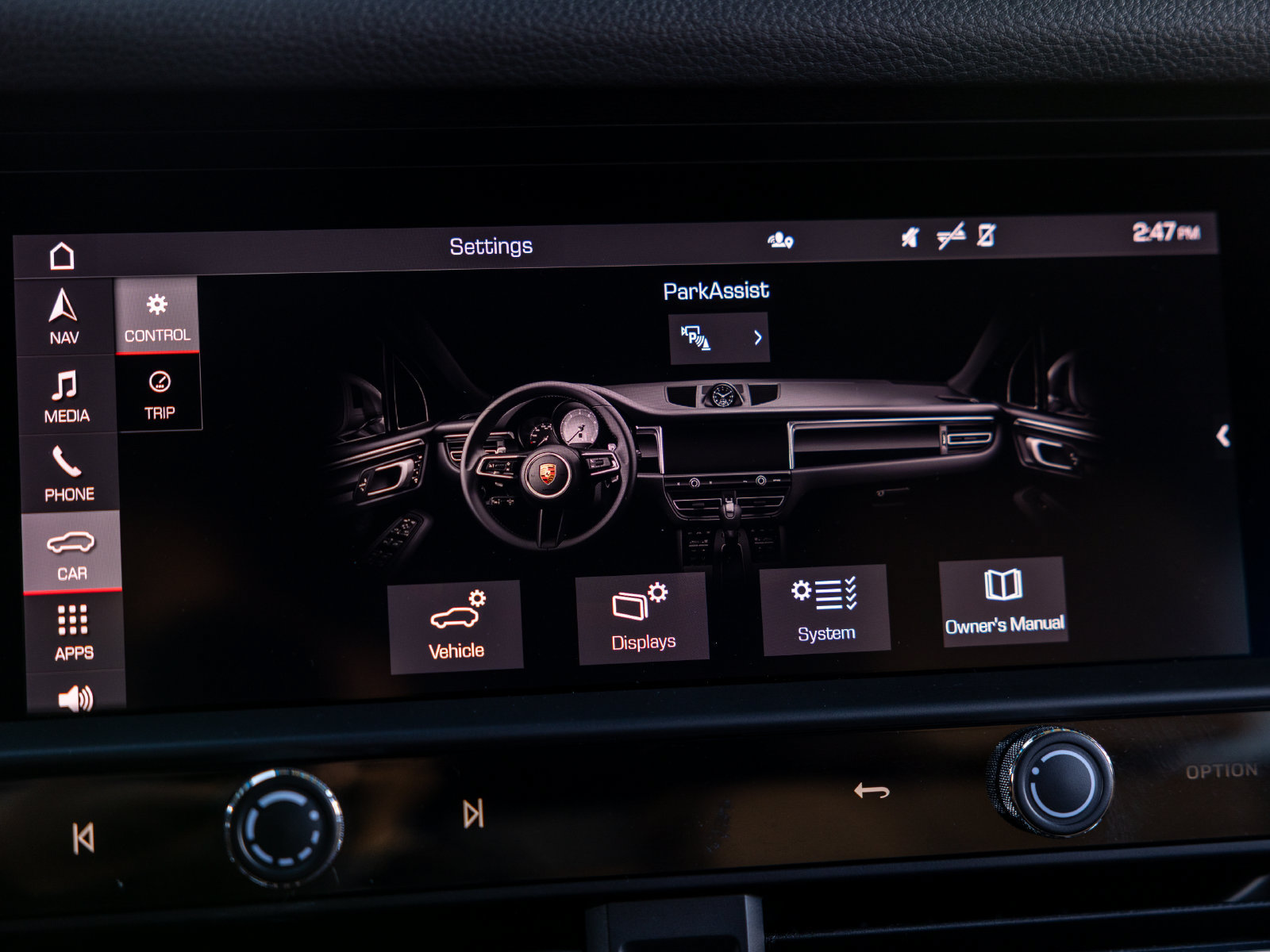 Certified 2023 Porsche Macan AWD/4WD image 55