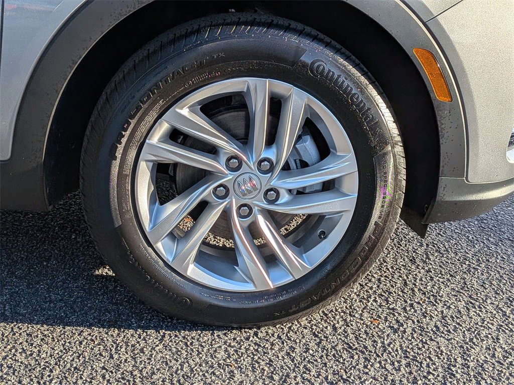 Used 2025 Buick Envista Preferred w/ Convenience I Package image 12