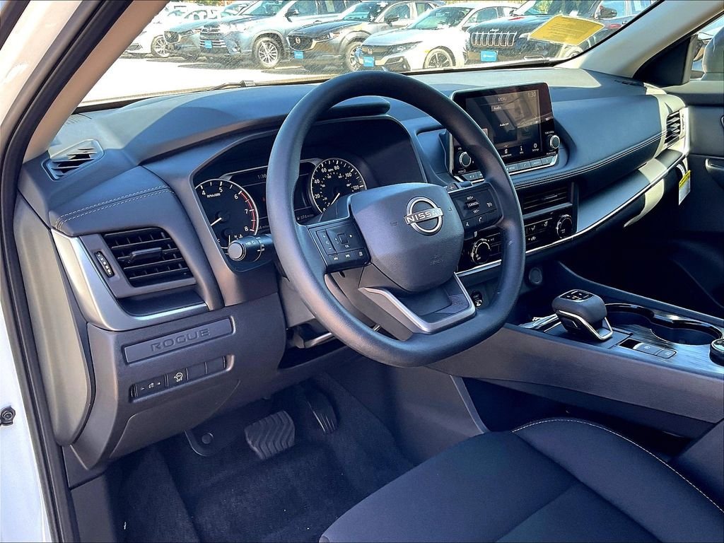 New 2025 Nissan Rogue S AWD/4WD image 8