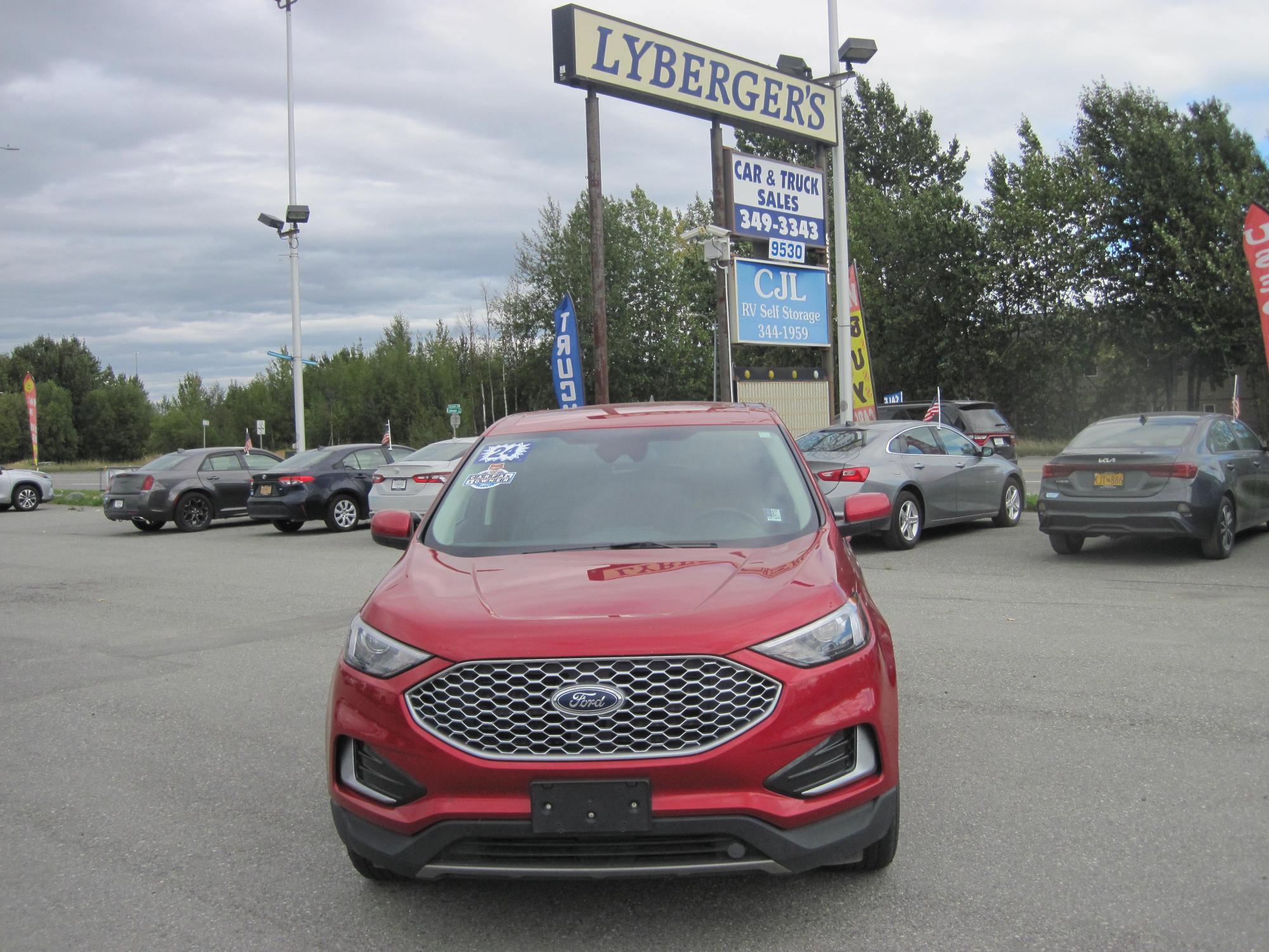 Used 2024 Ford Edge SEL image 2
