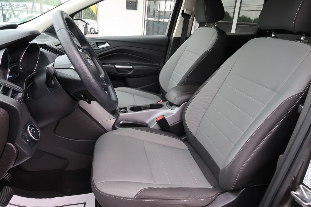 Used 2016 Ford Escape SE FWD image 6