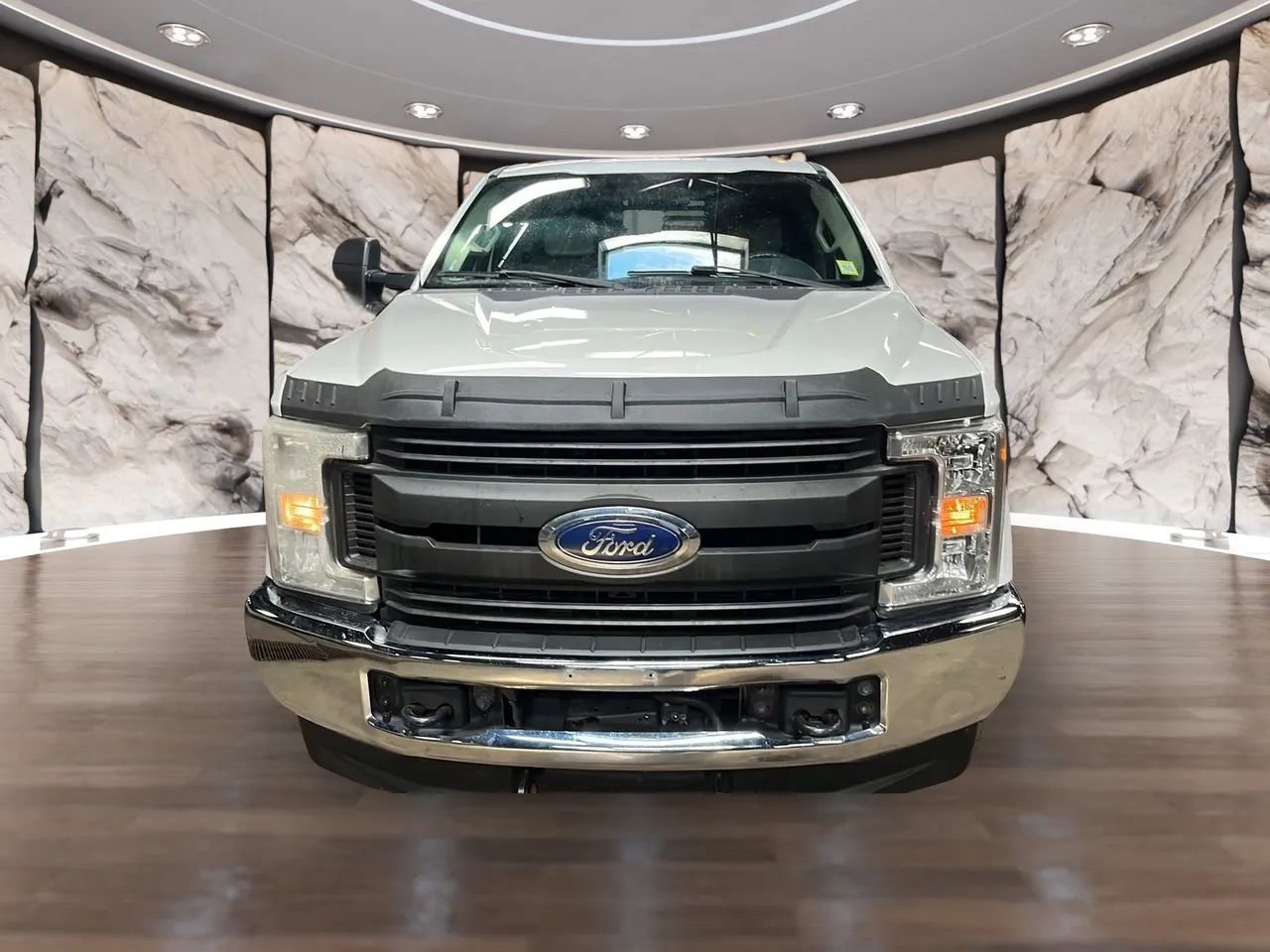 Used 2018 Ford F350 XL w/ Power Equipment Group AWD/4WD image 9