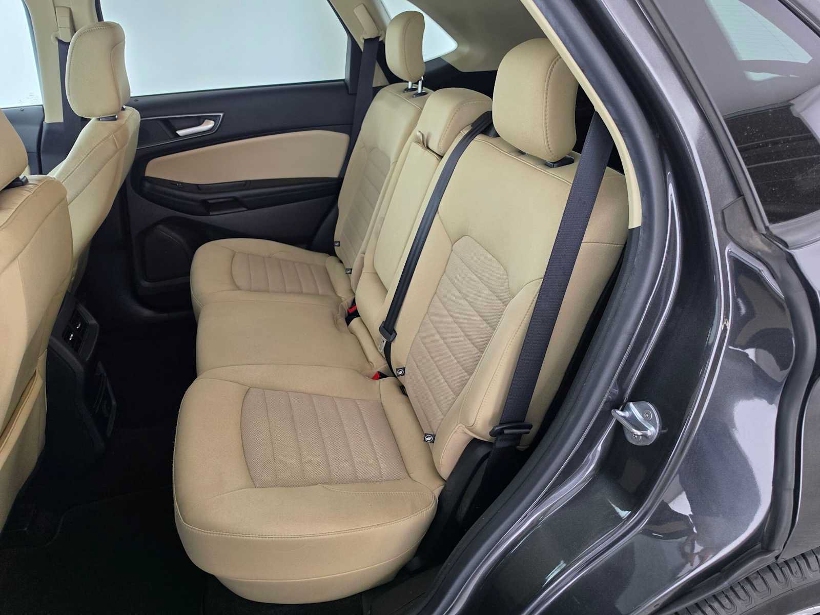 Used 2020 Ford Edge SE AWD/4WD image 17