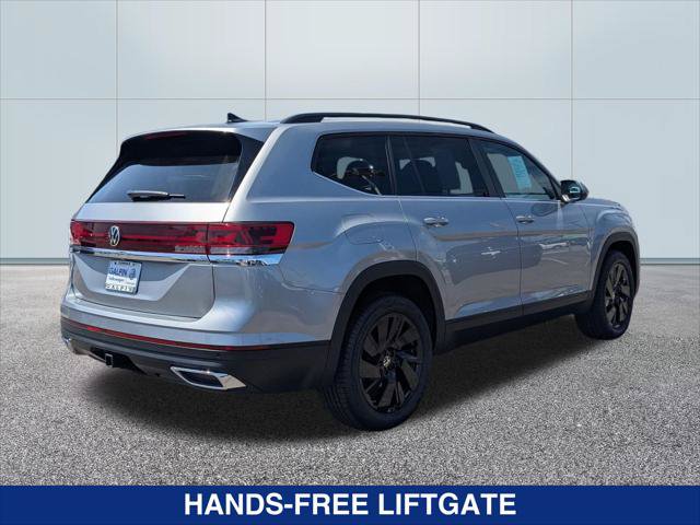 Certified 2026 Volkswagen Atlas SE w/ Panoramic Sunroof Package FWD image 5
