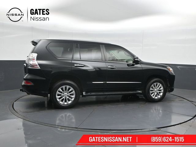 Used 2014 Lexus GX 460 w/ Premium Package image 3