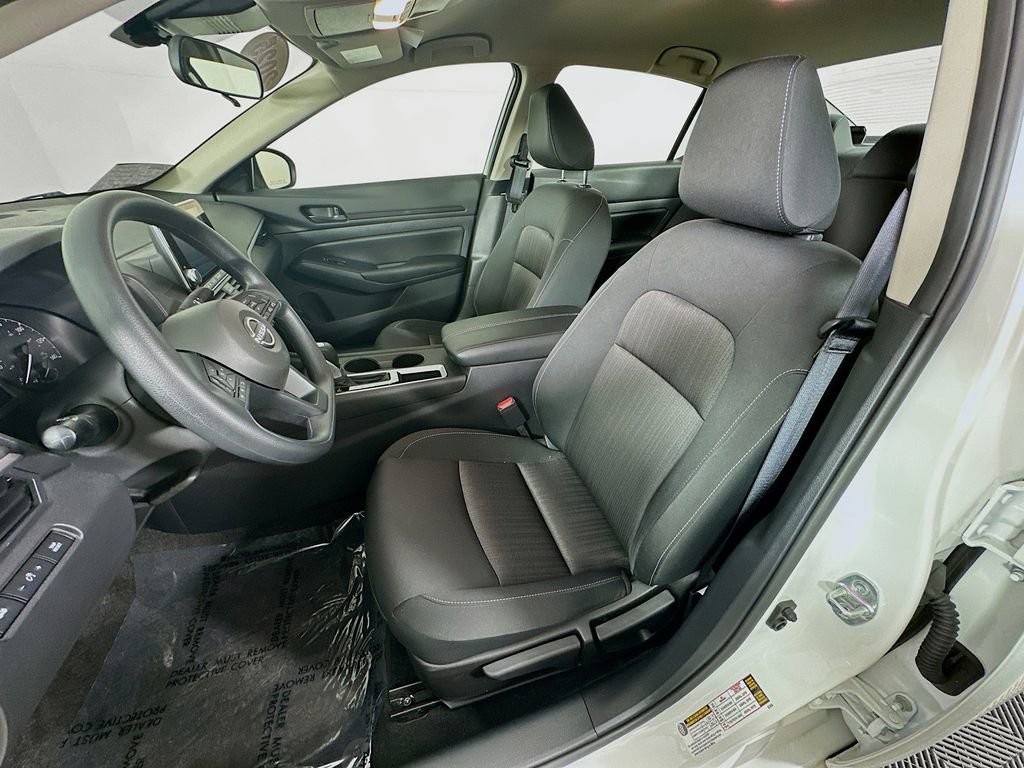 Certified 2025 Nissan Altima 2.5 S FWD image 28