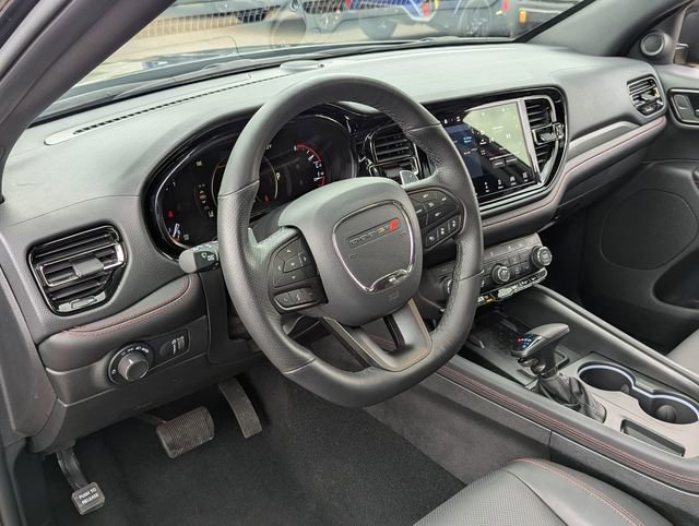Used 2025 Dodge Durango GT AWD/4WD image 12
