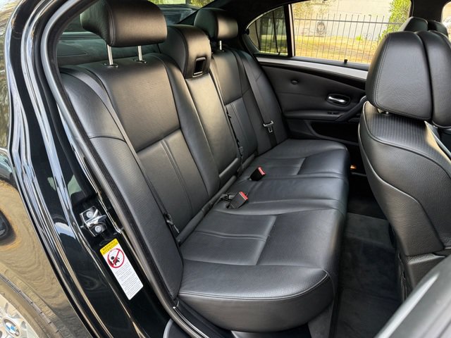 Used 2009 BMW M5 RWD image 36