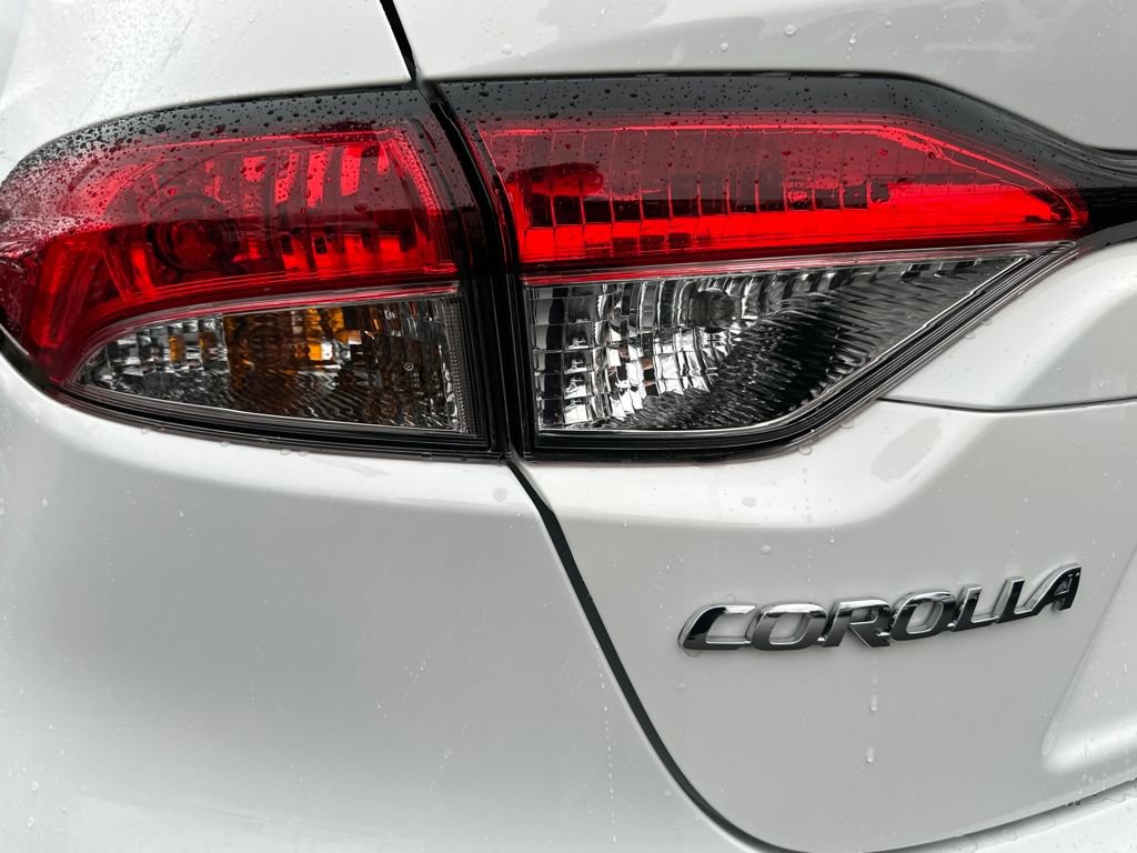 Certified 2025 Toyota Corolla LE image 10