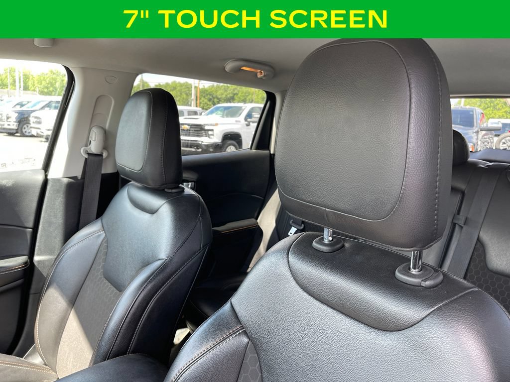 Used 2021 Jeep Compass Latitude AWD/4WD image 12