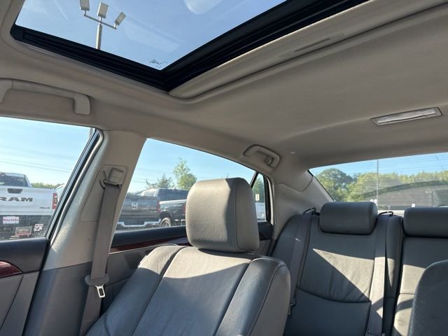 Used 2010 Toyota Avalon Limited FWD image 40