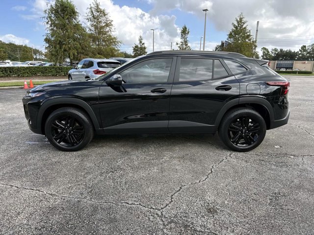 Used 2025 Chevrolet Trax ACTIV w/ Sunroof Package image 6