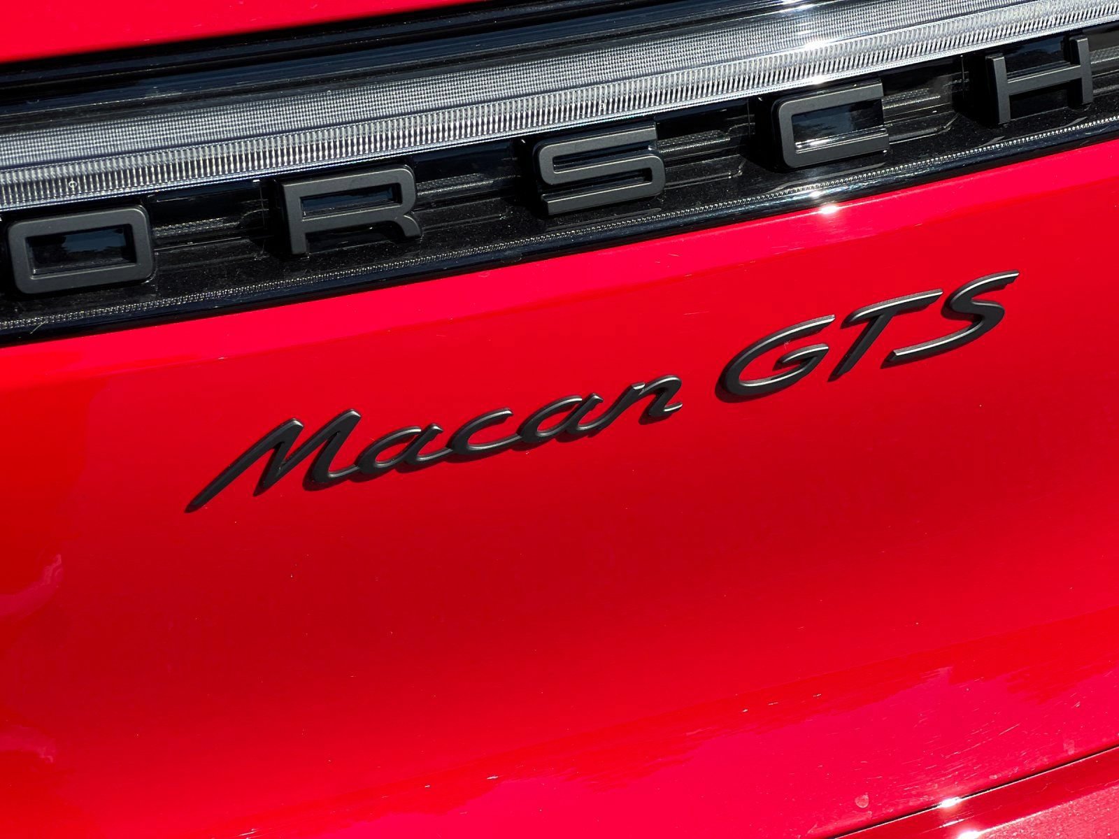 Certified 2026 Porsche Macan GTS AWD/4WD image 29