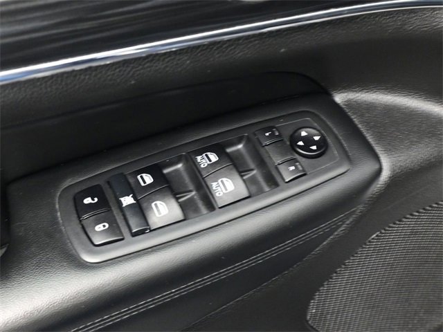 Used 2020 Jeep Grand Cherokee Limited w/ Luxury Group II image 21