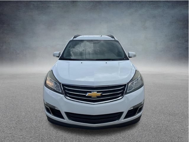 Used 2017 Chevrolet Traverse LT FWD image 2