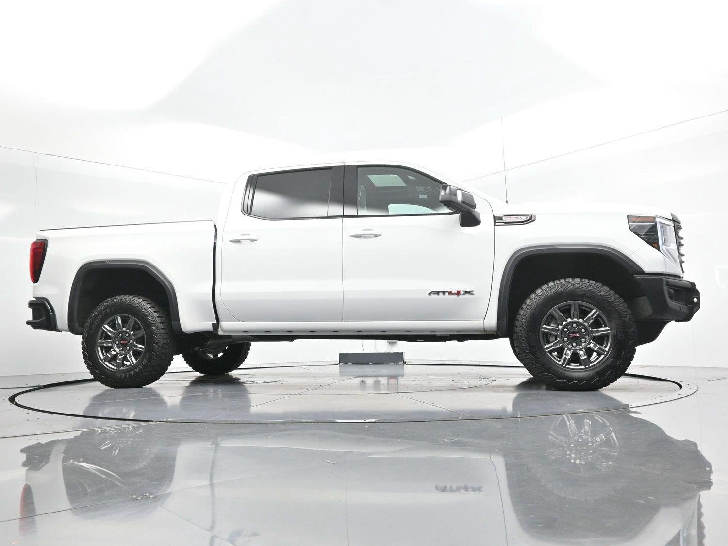 Used 2026 GMC Sierra 1500 AT4X AWD/4WD image 47
