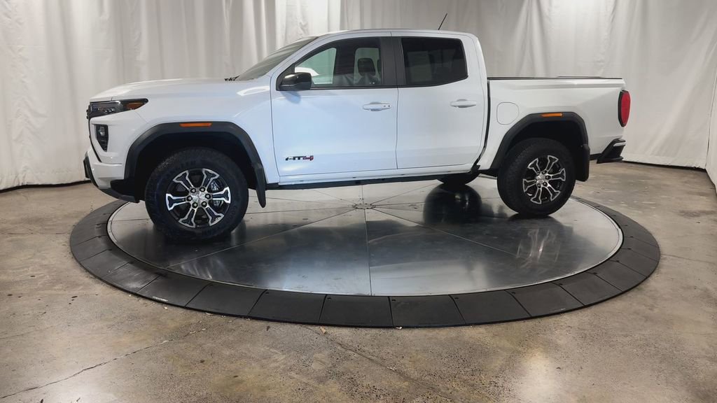 Used 2023 GMC Canyon AT4 image 5