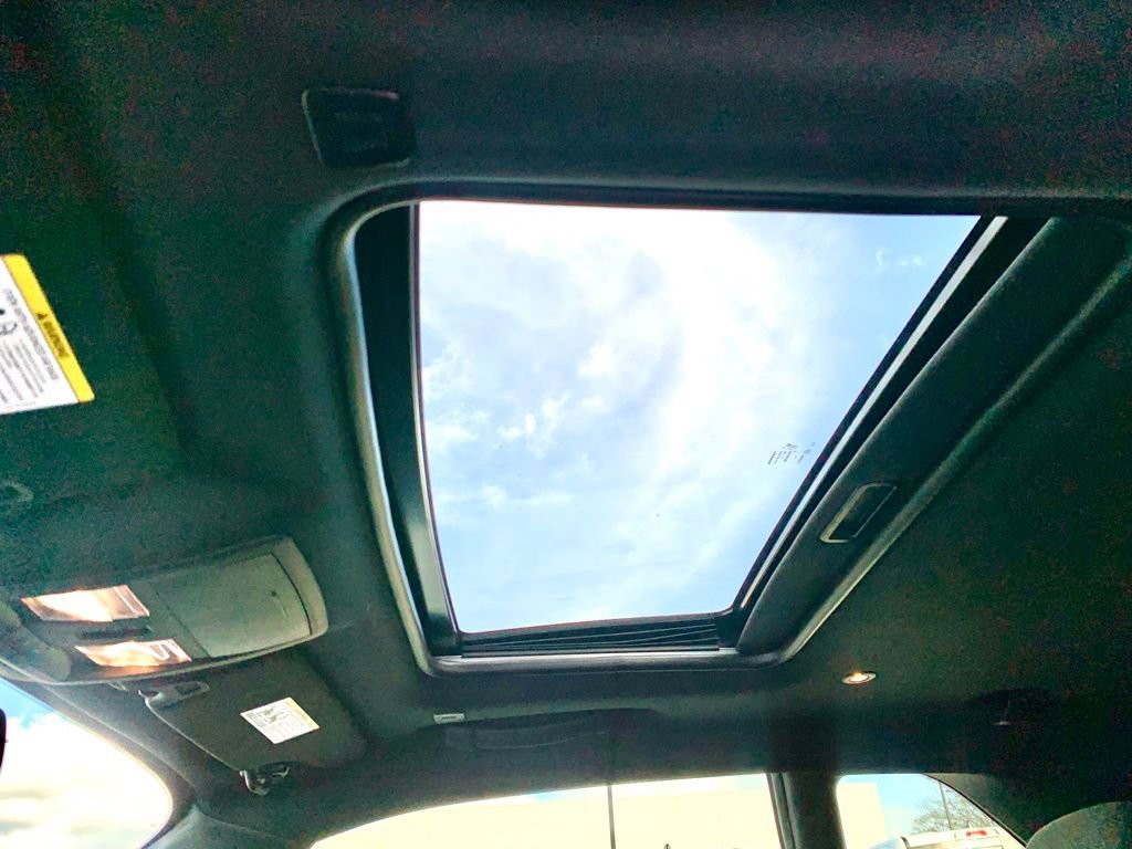 Used 2023 Dodge Challenger R/T w/ Blacktop Package image 16