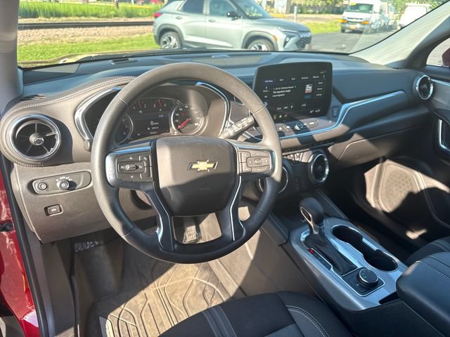 Used 2023 Chevrolet Blazer LT w/ Convenience Package AWD/4WD image 14