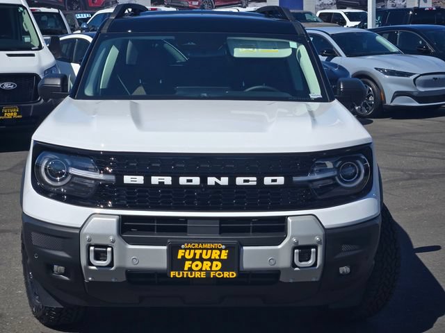 New 2026 Ford Bronco Sport Outer Banks w/ Sasquatch Outer Banks Package AWD/4WD image 2