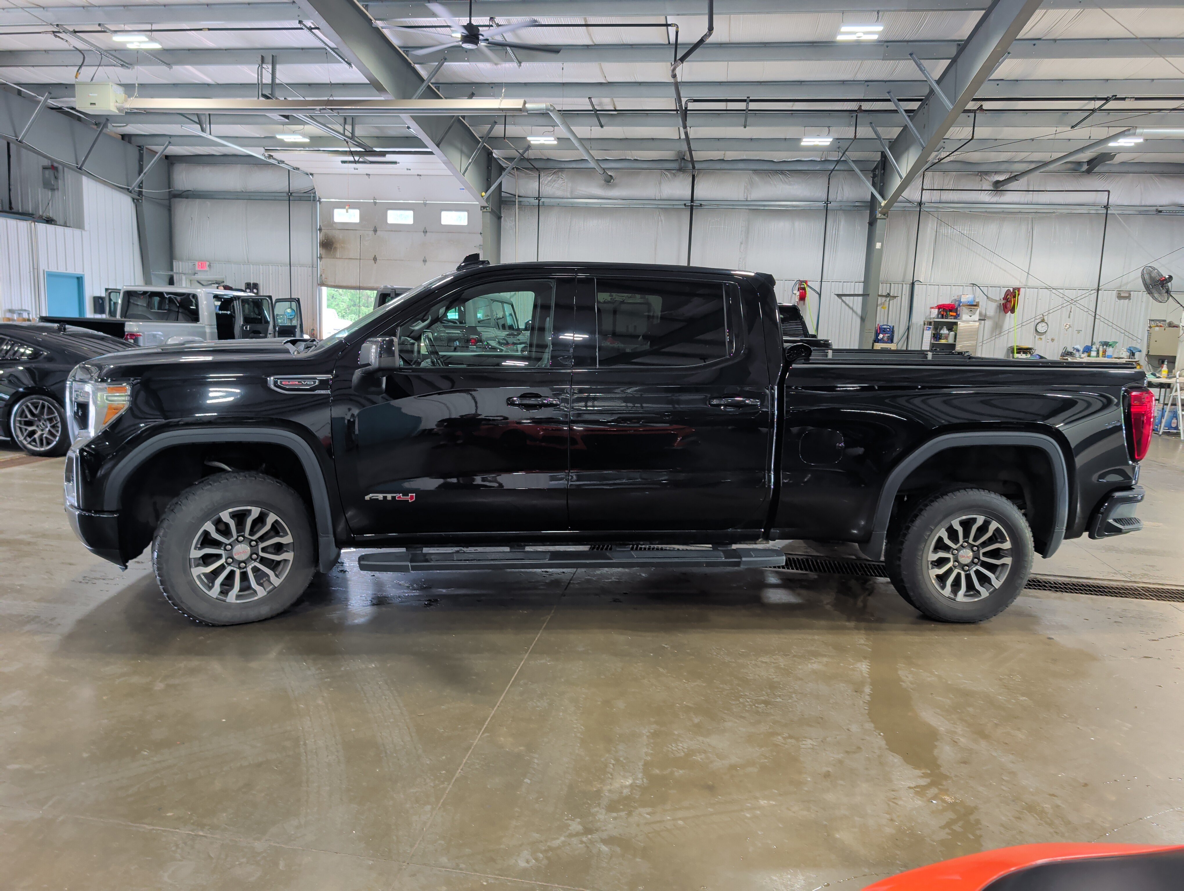 Used 2019 GMC Sierra 1500 AT4 w/ AT4 Premium Package AWD/4WD image 5