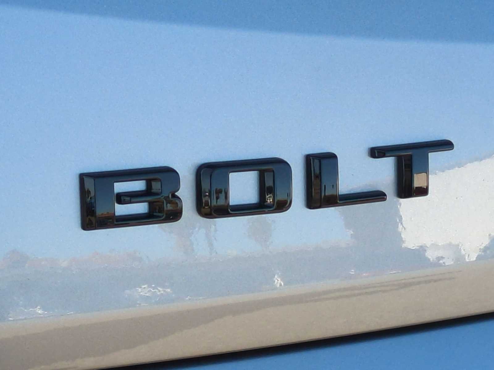 New 2027 Chevrolet Bolt RS w/ Technology Package FWD image 9