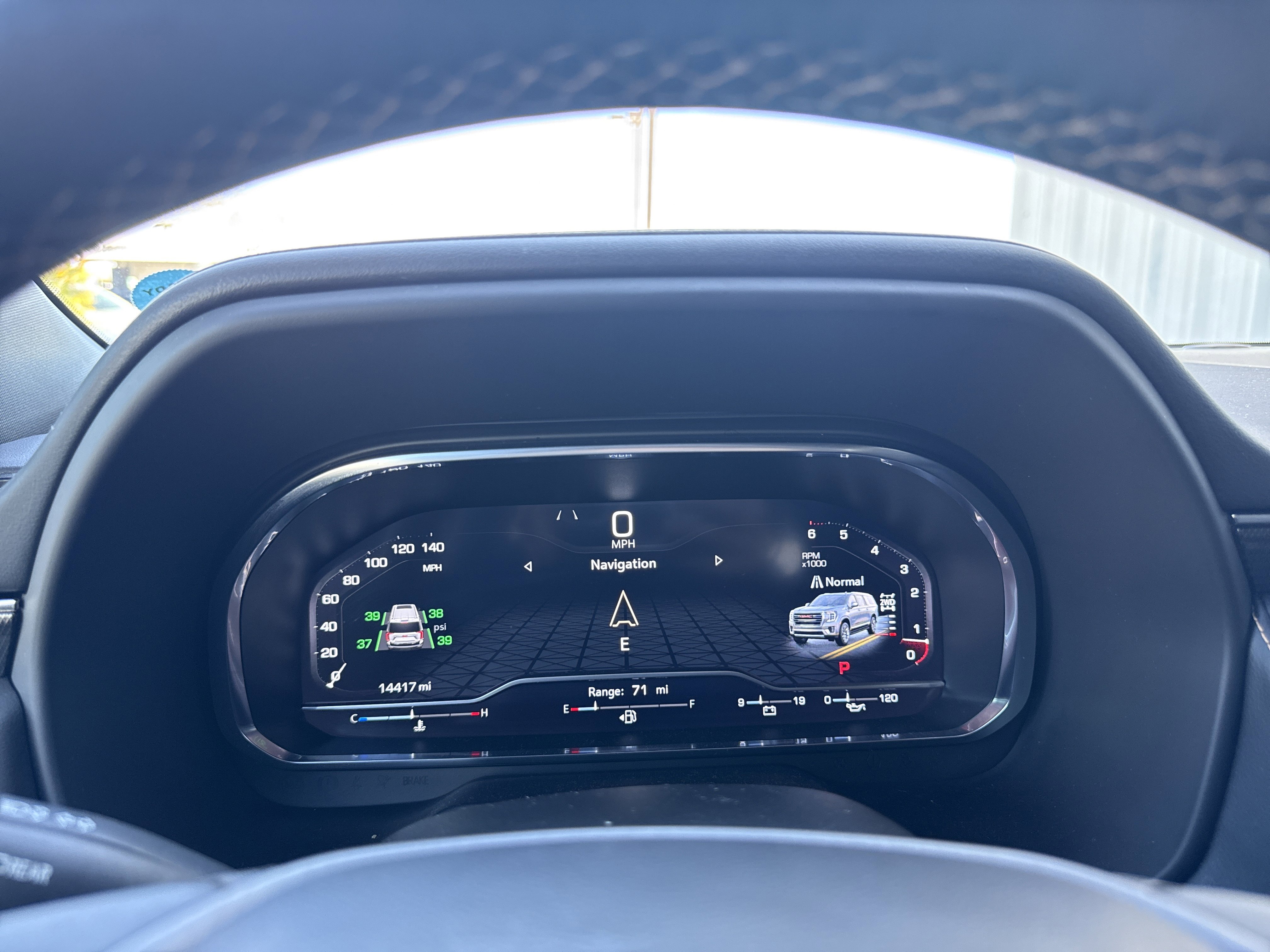 Used 2024 GMC Yukon AT4 w/ AT4 Premium Plus Package image 22