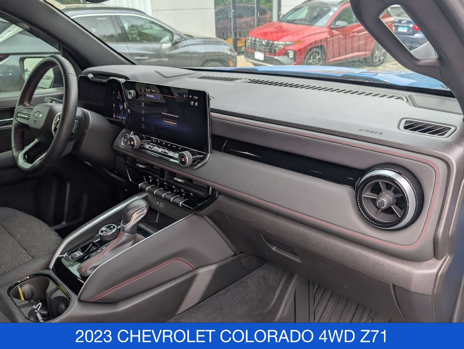 Used 2023 Chevrolet Colorado Z71 w/ Z71 Convenience Package 2 AWD/4WD image 30