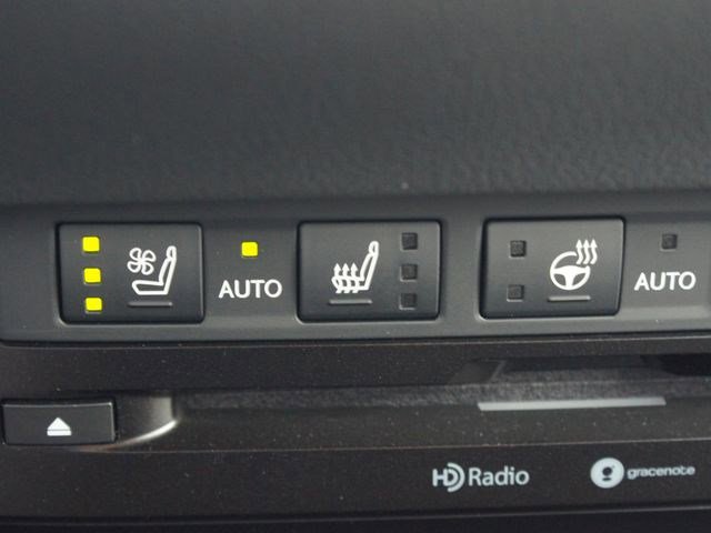 Used 2020 Lexus ES 350 w/ Premium Package image 9