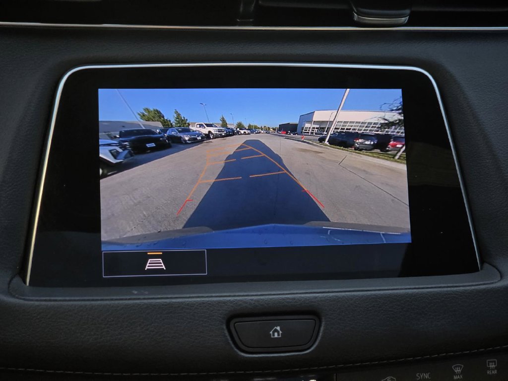 Used 2023 Cadillac XT4 Premium Luxury w/ Cold Weather Package FWD image 27