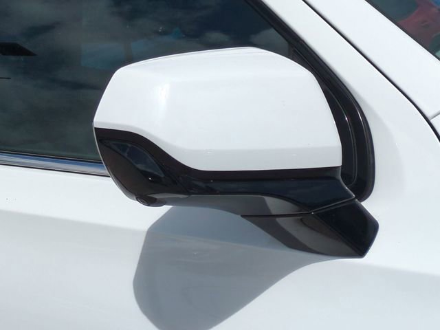 Used 2025 Chevrolet Tahoe LT image 11
